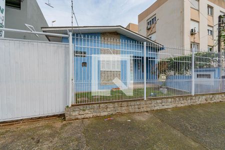 Casa à venda com 80m², 3 quartos e 2 vagas Casa à venda com 80m², 3 quartos e 2 vagasFachada