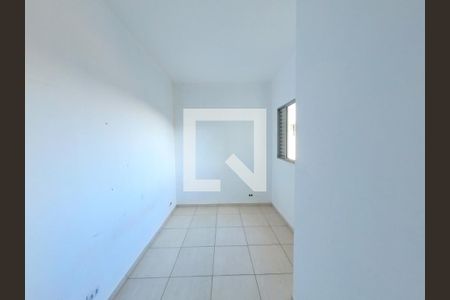 Quarto 2 de casa para alugar com 3 quartos, 100m² em Jardim Peri, São Paulo