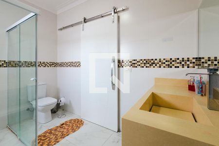 Casa à venda com 171m², 3 quartos e 2 vagasBanheiro da Suíte