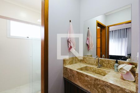 Casa à venda com 171m², 3 quartos e 2 vagasBanheiro