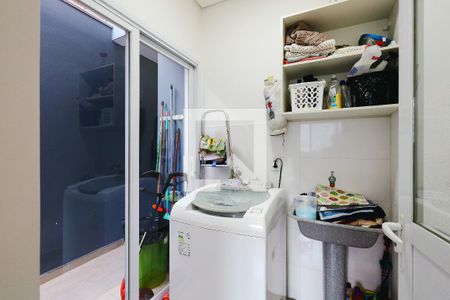 Casa à venda com 171m², 3 quartos e 2 vagasÁrea de Serviço