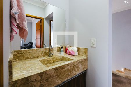 Casa à venda com 171m², 3 quartos e 2 vagasBanheiro