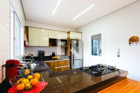 Casa à venda com 171m², 3 quartos e 2 vagasCozinha