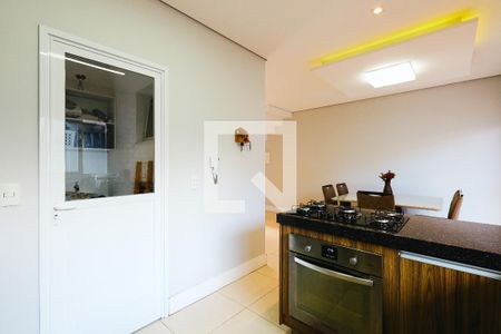 Casa à venda com 171m², 3 quartos e 2 vagasCozinha