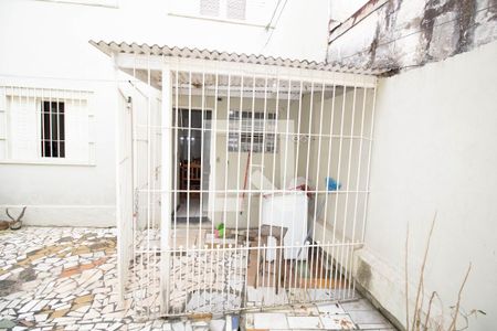 Casa para alugar com 30m², 1 quarto e sem vaga Casa para alugar com 30m², 1 quarto e sem vagaQuintal