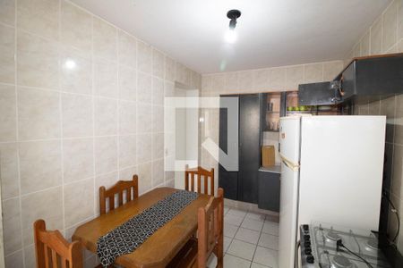 Casa para alugar com 30m², 1 quarto e sem vaga Casa para alugar com 30m², 1 quarto e sem vagaCozinha