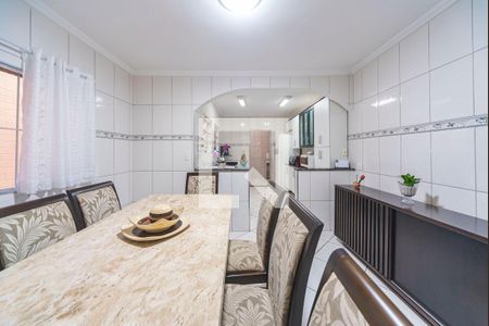 Casa à venda com 202m², 4 quartos e 2 vagasCozinha