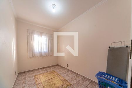 Casa à venda com 202m², 4 quartos e 2 vagasQuarto 2