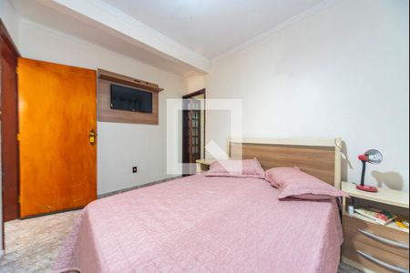 Casa à venda com 202m², 4 quartos e 2 vagasQuarto 1