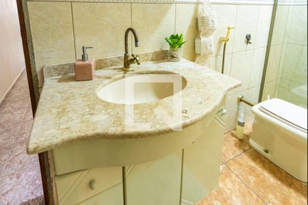 Casa à venda com 202m², 4 quartos e 2 vagasBanheiro