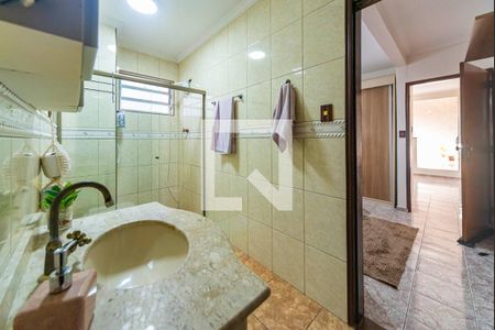 Casa à venda com 202m², 4 quartos e 2 vagasBanheiro