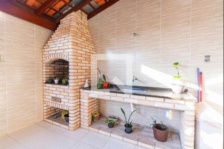 Casa à venda com 202m², 4 quartos e 2 vagasChurrasqueira