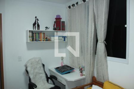 Quarto 1 de apartamento para alugar com 2 quartos, 58m² em Cruzeiro do Sul, Nova Iguaçu