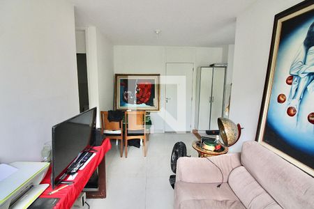 Sala de apartamento para alugar com 2 quartos, 50m² em Vargem Pequena, Rio de Janeiro