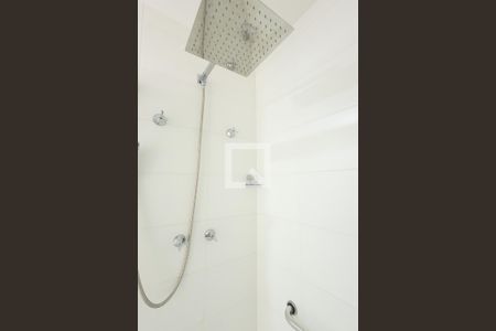 Studio para alugar com 33m², 1 quarto e sem vaga Studio para alugar com 33m², 1 quarto e sem vagaBanheiro Social