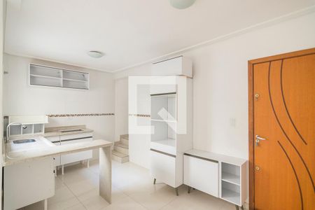 Apartamento para alugar com 99m², 2 quartos e 1 vagaCozinha