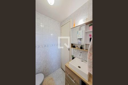 Apartamento à venda com 70m², 2 quartos e 1 vagaBanheiro Social