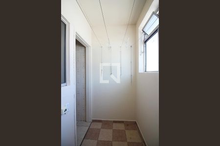 Apartamento à venda com 51m², 2 quartos e 1 vagaBanheiro Social