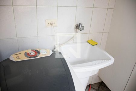 Casa à venda com 130m², 3 quartos e 2 vagasLavanderia