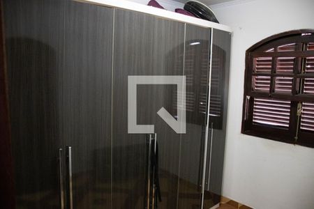 Casa à venda com 130m², 3 quartos e 2 vagasQuarto 2