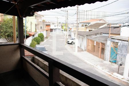 Casa à venda com 130m², 3 quartos e 2 vagasVaranda