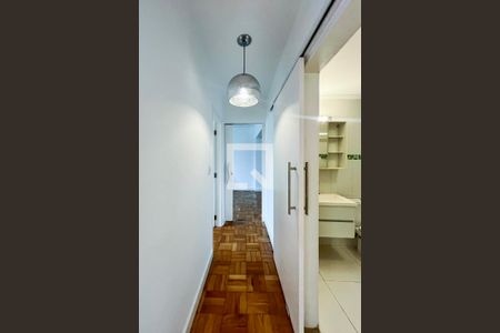 Corredor de apartamento para alugar com 2 quartos, 77m² em Jardim Paulista, São Paulo