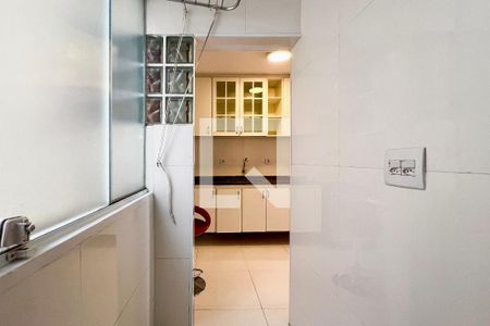 Apartamento para alugar com 77m², 2 quartos e 1 vagaÁrea de Serviço