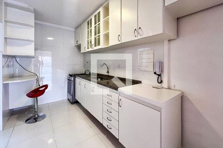 Apartamento para alugar com 77m², 2 quartos e 1 vagaCozinha