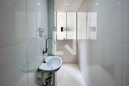 Apartamento para alugar com 77m², 2 quartos e 1 vagaBanheiro da Suíte