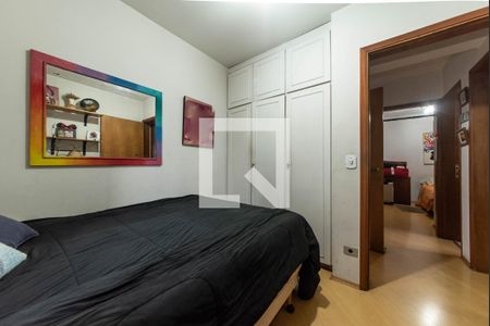 Apartamento à venda com 96m², 3 quartos e 2 vagasQuarto 2