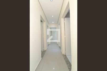 Corredor de apartamento para alugar com 3 quartos, 65m² em Jardim Santa Eudóxia, Campinas