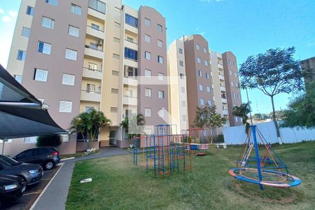 Apartamento para alugar com 65m², 3 quartos e 1 vaga Apartamento para alugar com 65m², 3 quartos e 1 vagaFachada do bloco