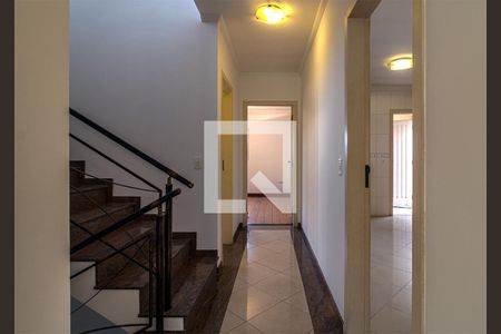 corredor e acesso piso sup. de casa à venda com 5 quartos, 250m² em Vila Nair, São Paulo