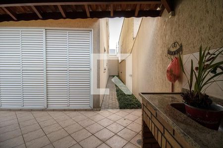 Casa para alugar com 250m², 5 quartos e 6 vagas Casa para alugar com 250m², 5 quartos e 6 vagascorredor churrasqueira_1