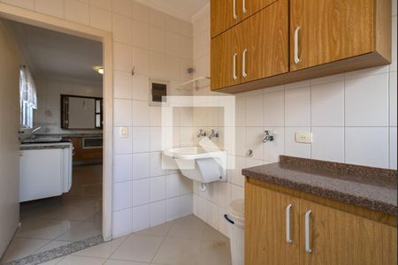 Casa para alugar com 250m², 5 quartos e 6 vagas Casa para alugar com 250m², 5 quartos e 6 vagasárea de serviço_3