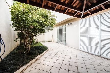 Casa para alugar com 250m², 5 quartos e 6 vagas Casa para alugar com 250m², 5 quartos e 6 vagaschurrasqueira_4