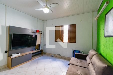 Sala de casa à venda com 3 quartos, 60m² em Guajubiras, Canoas
