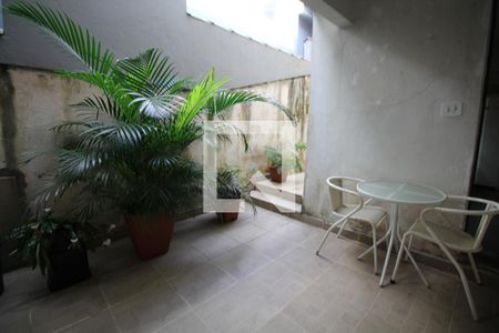 Casa à venda com 200m², 4 quartos e 2 vagasQuintal