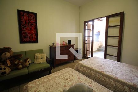 Casa à venda com 200m², 4 quartos e 2 vagasSuite 2