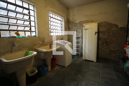 Casa à venda com 200m², 4 quartos e 2 vagasÁrea de Serviço