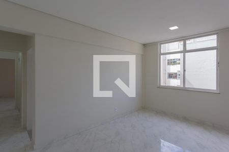 Sala de apartamento para alugar com 2 quartos, 75m² em Centro, Belo Horizonte
