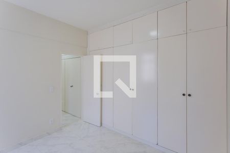 Quarto 2 de apartamento para alugar com 2 quartos, 75m² em Centro, Belo Horizonte