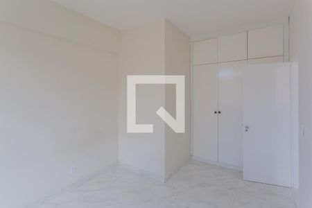 Quarto 1 de apartamento para alugar com 2 quartos, 75m² em Centro, Belo Horizonte