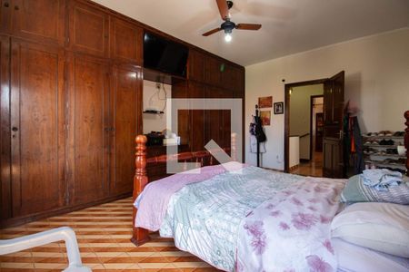 Casa à venda com 190m², 4 quartos e 3 vagasSuíte 1