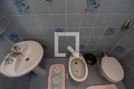 Casa à venda com 190m², 4 quartos e 3 vagasBanheiro Social 