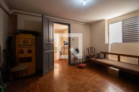 Casa à venda com 190m², 4 quartos e 3 vagasQuarto de Serviço