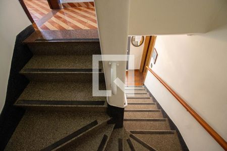 Escadas de casa à venda com 4 quartos, 190m² em Vila Deodoro, São Paulo