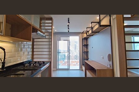 Sala/Cozinha de kitnet/studio para alugar com 1 quarto, 28m² em Bom Retiro, São Paulo