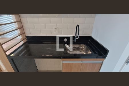 Sala/Cozinha de kitnet/studio para alugar com 1 quarto, 28m² em Bom Retiro, São Paulo