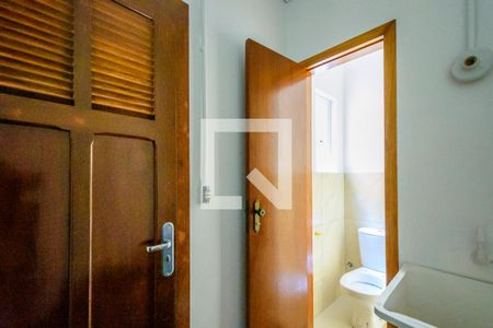 Apartamento à venda com 77m², 2 quartos e sem vaga Apartamento à venda com 77m², 2 quartos e sem vagaÁrea de Serviço